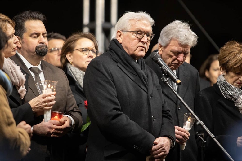 Mahnwache rechtsextremistischer Anschlag Hanau