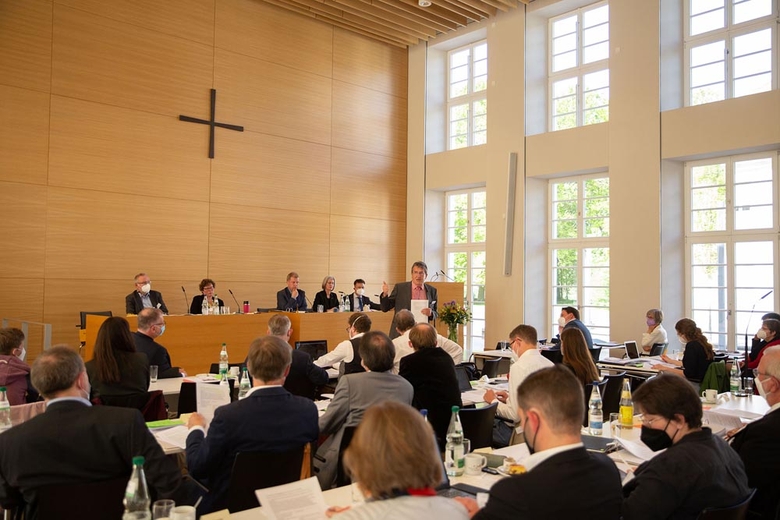 Erste Tagung der 14. Landessynode der EKKW vom 5. bis 7. Mai 2022 in Hofgeismar. (Foto: medio.tv/Schauderna)