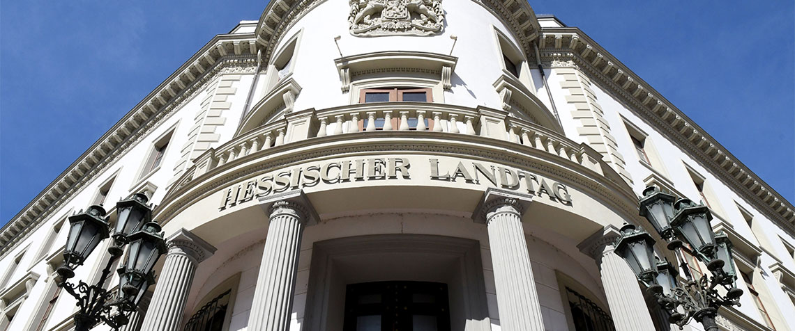 Der Hessische Landtag in Wiesbaden. (Foto: Hessische Staatskanzlei)