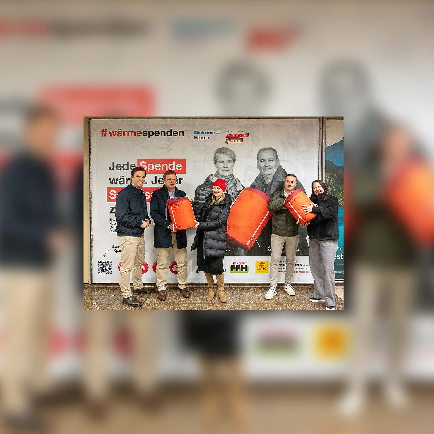 Auftakt mit Unternehmen, die die Aktion unterstützen Auftakt mit Unternehmen, die die Aktion unterstützen (v.l.): Christoph Schäfer (Mainova), Carsten Tag (Diakonie Hessen), Lisa Deißler (Landesstiftung «Miteinander in Hessen»), Felix Thomas (LOTTO Hessen) und Marie Ebert (FFH MEDIENGRUPPE)