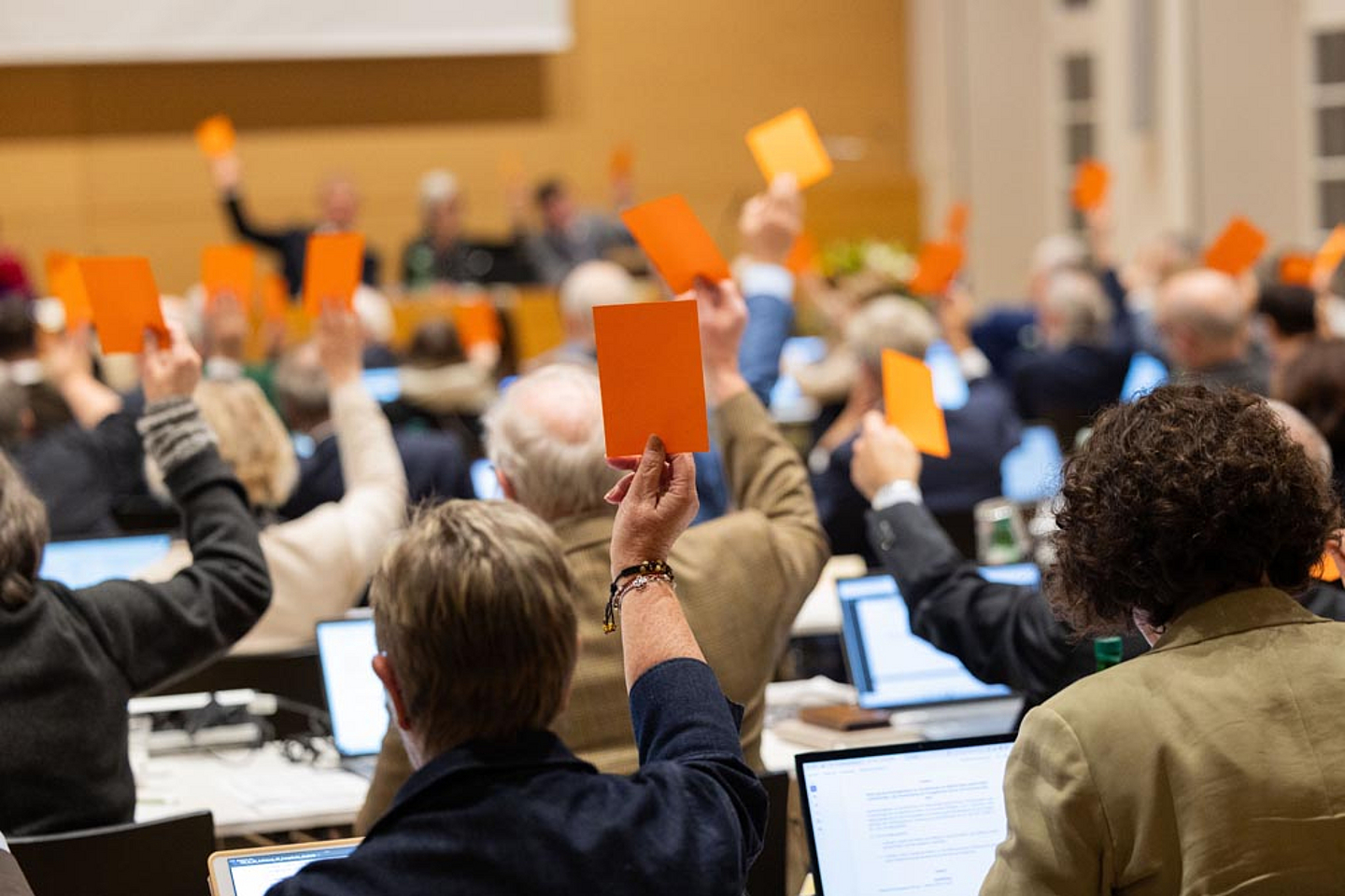 Abstimmung zum Kirchengesetz zur Aufhebung des Kirchengesetzes über die Evangelische Akademie