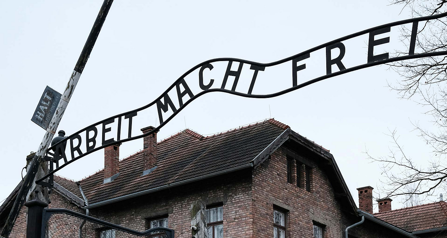 csm_241108_artikel_aufmacher_auschwitz_b