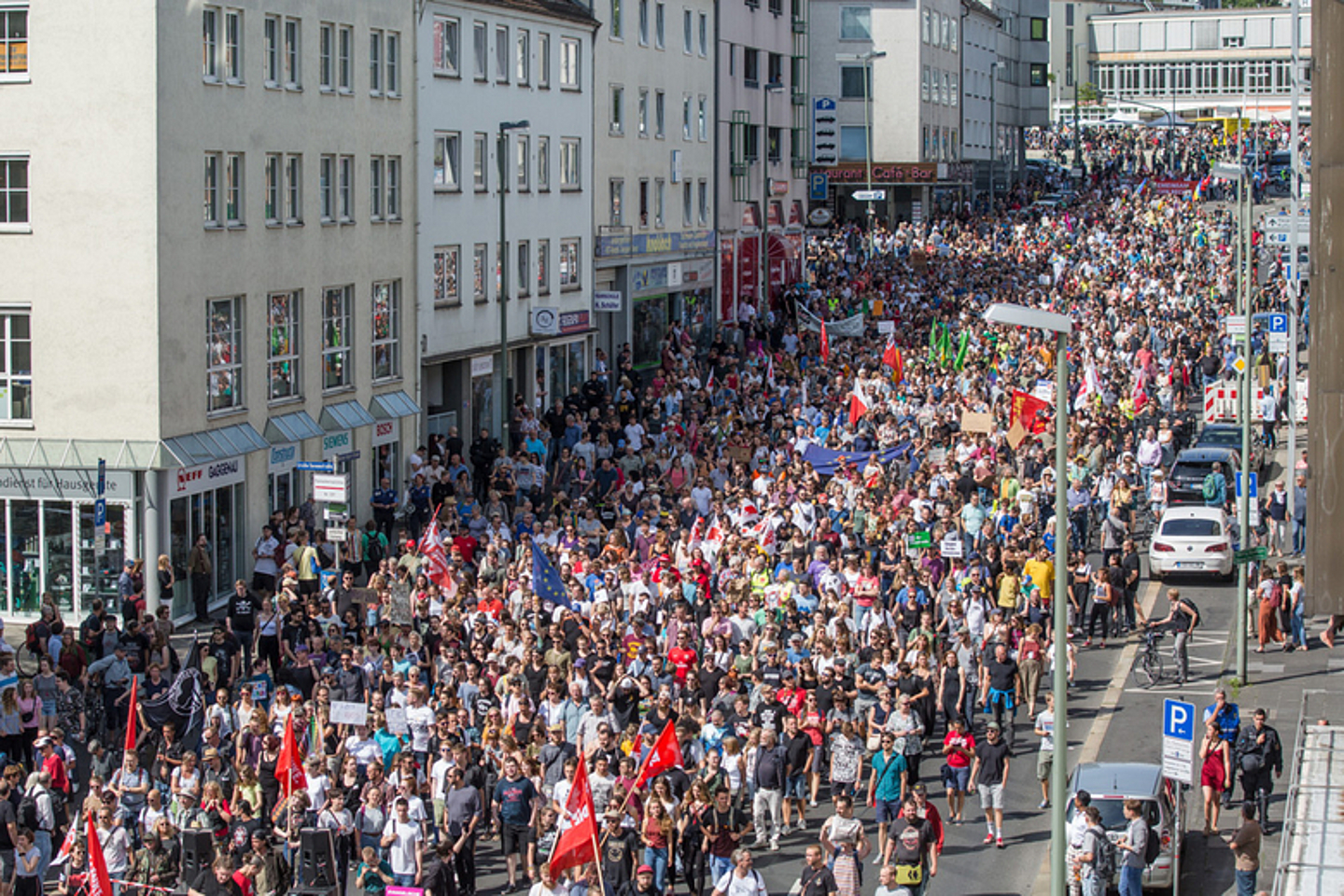 Kundgegbung und Demonstration "Kassel nimmt Platz! No Pasaran!"