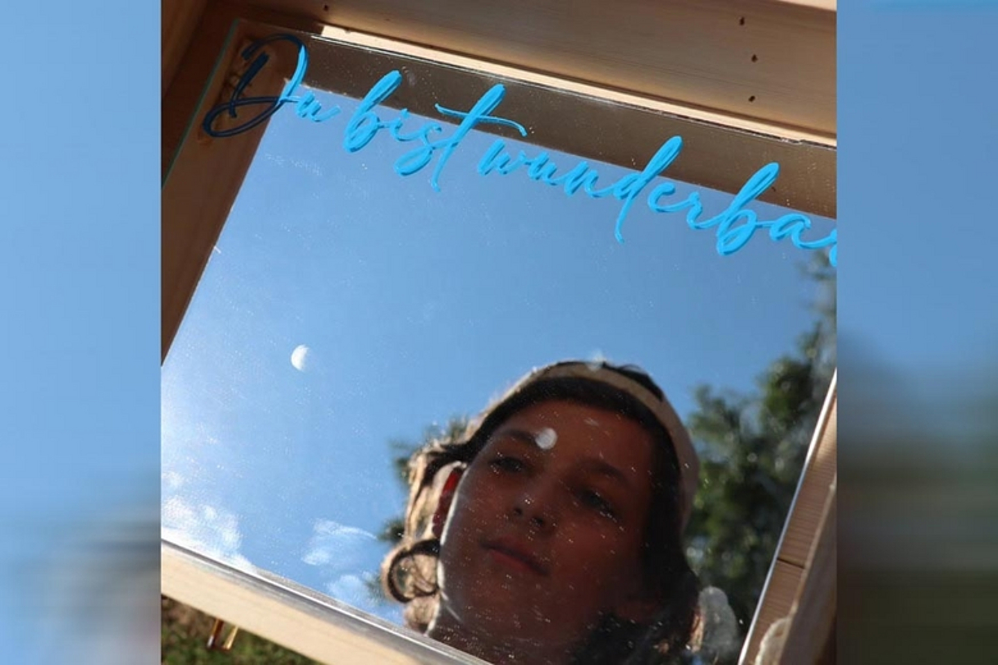 Tauffest und Tauferinnerung an der Efze in Unshausen. (Foto-Quelle: Pfarrerin Sabine Koch) 