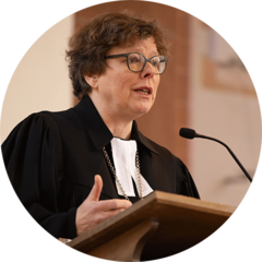 Bischöfin Dr. Beate Hofmann während ihrer Predigt