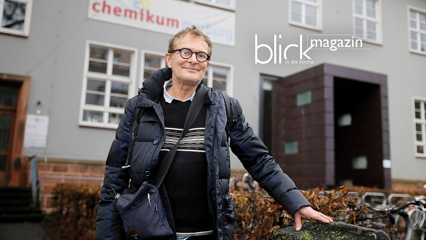 Joachim Heß unterwegs in der Marburger Innenstadt