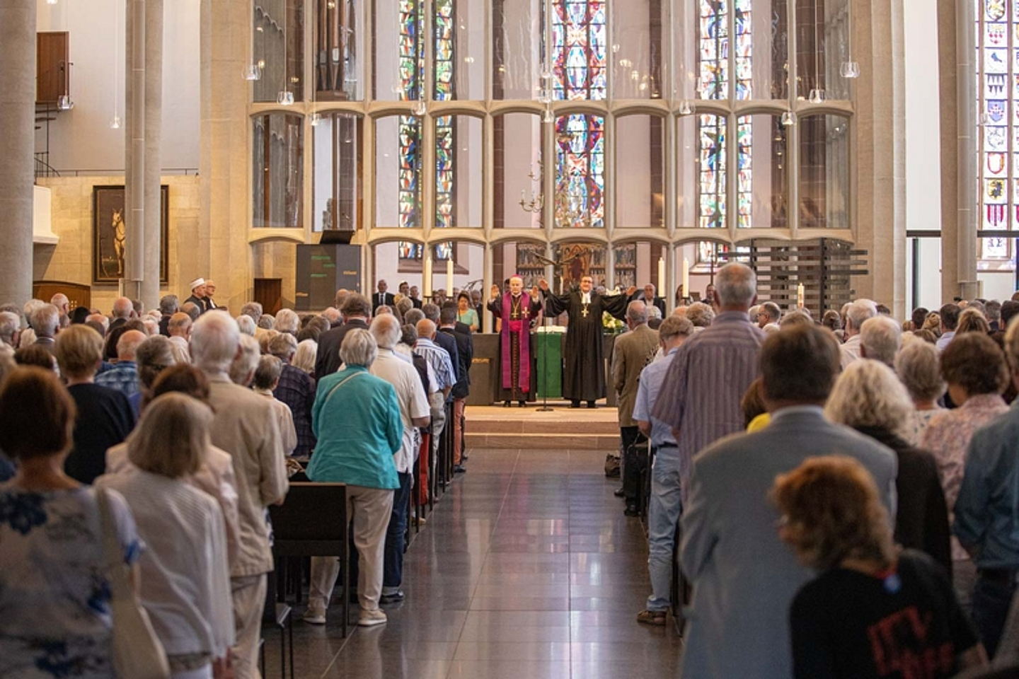 100 Jahre Volksbund - Multireligiöser Friedensgottesdienst Martinskirche Kassel