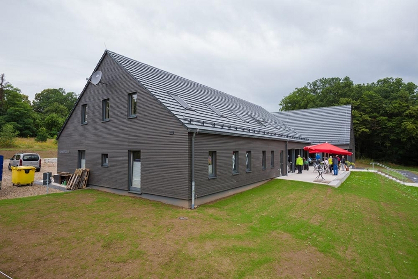 Abschied „alte Kirche im Grünen“/Willkommen „neue Kirche im Grünen“ Scheid