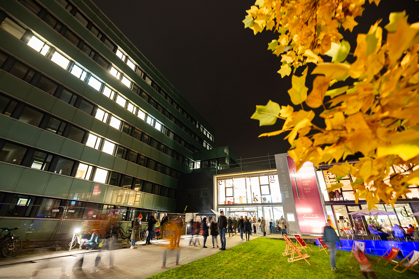 Zum 14. Mal veranstaltete die Interessengemeinschaft Bad Wilhelmshöhe «Bad Wilhelmshöhe verzaubert».
Foto: medio.tv/Schauderna