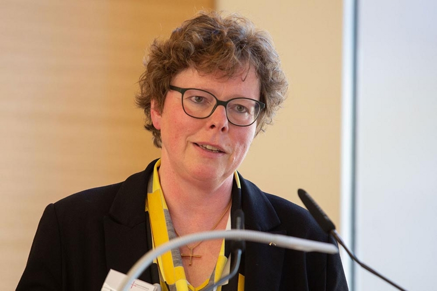 Bericht von Bischöfin Dr. Beate Hofmann -Erste Tagung der 14. Landessynode der EKKW vom 5. bis 7. Mai 2022 in Hofgeismar. (Foto: medio.tv/Schauderna)