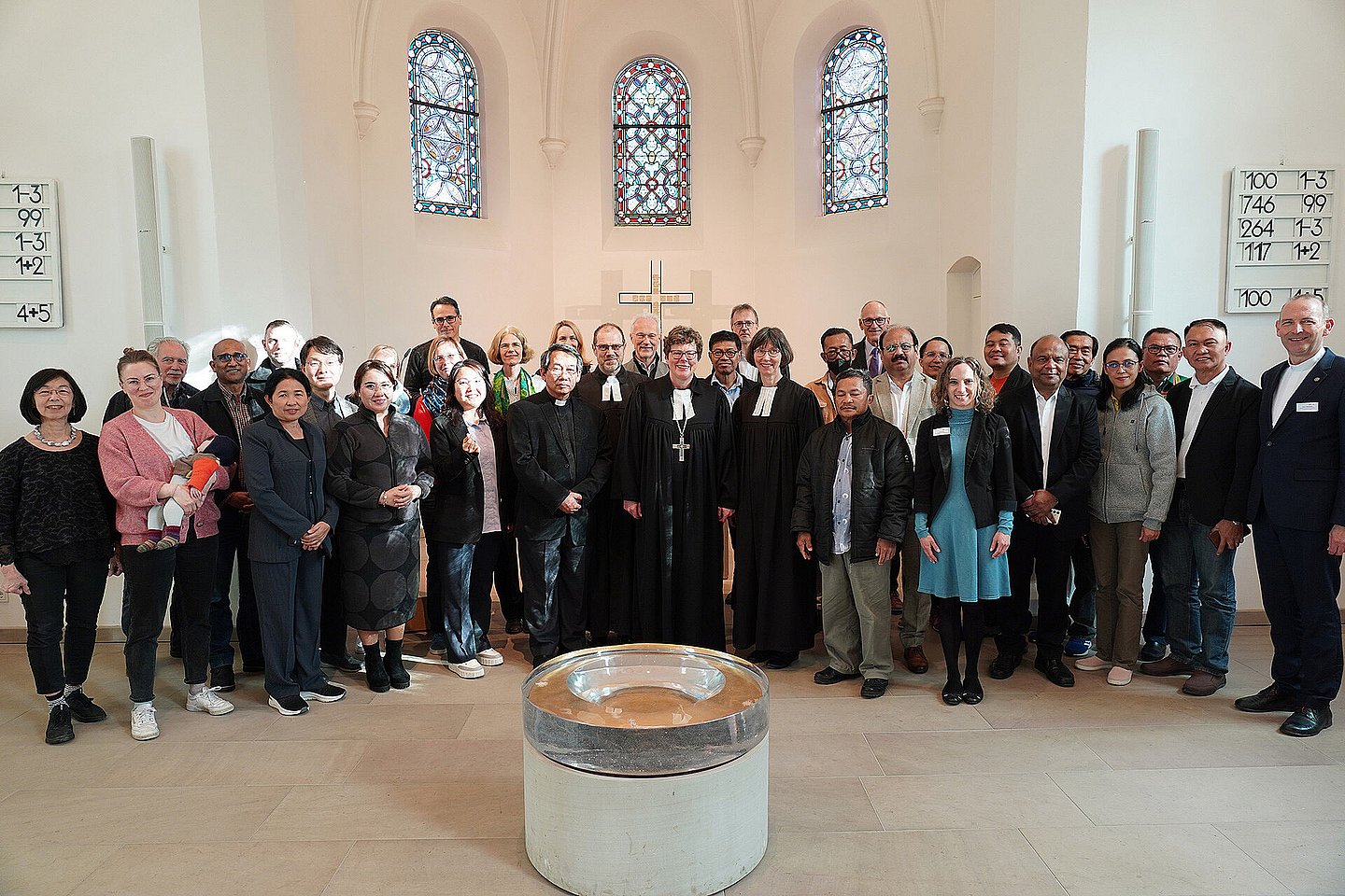 Finanzverantwortliche aus 25 internationalen Kirchen und fünf Missionsgesellschaften treffen sich zur «Schatzmeister-Konsultation» der Evangelischen Mission in Solidarität (EMS) in Hofgeismar.