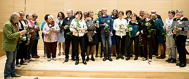 Bei der Veranstaltung wurden Frauen und Männer geehrt, die Seelsorge und Beratung für Familienbetriebe anbieten und sich dazu ausbilden ließen. (Foto: medio.tv/Balzer)