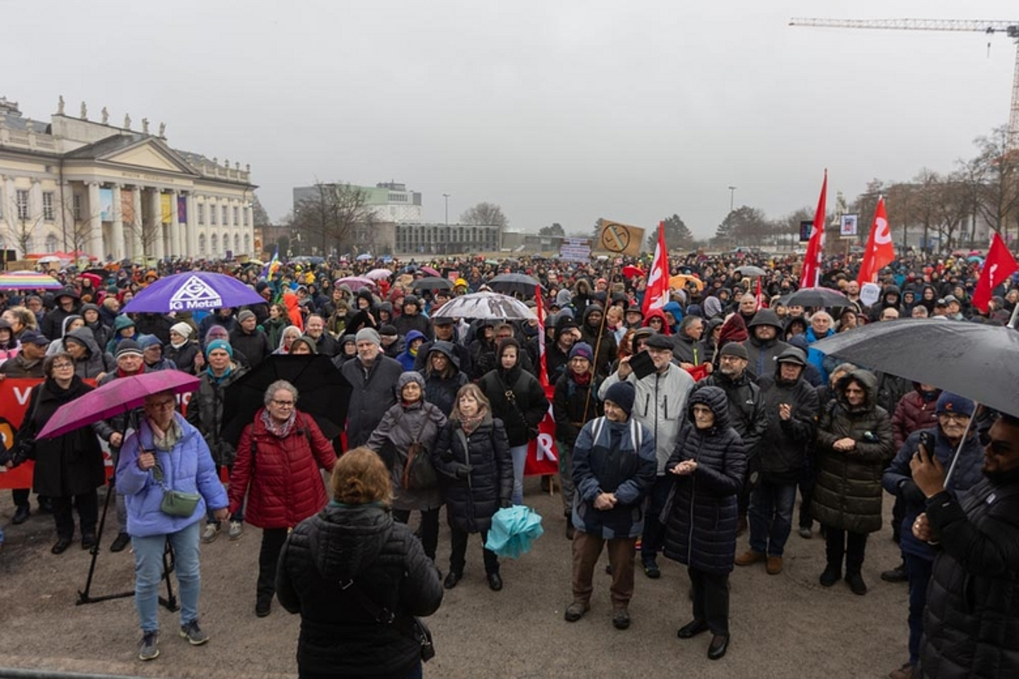 Kundgebung und Menschenkette gegen Rechts Kassel