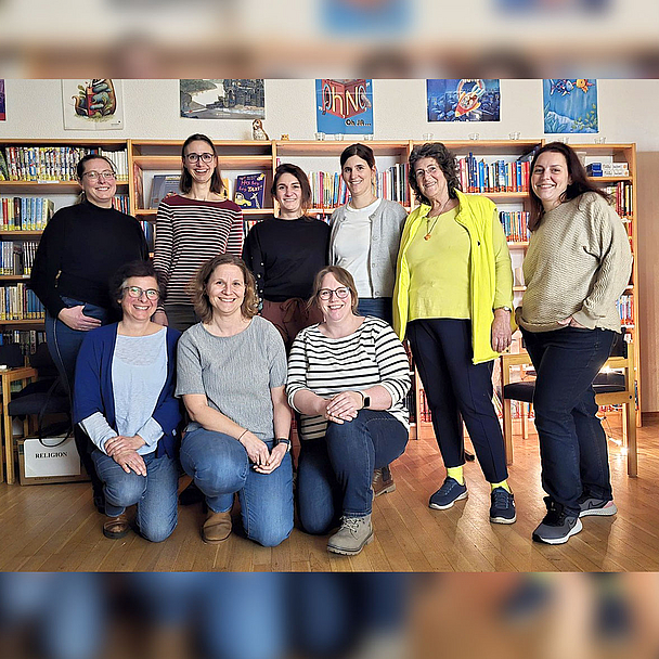 Freude über die besondere Auszeichnung: Das Team der Evangelischen öffentlichen Bücherei Meerholz-Hailer.