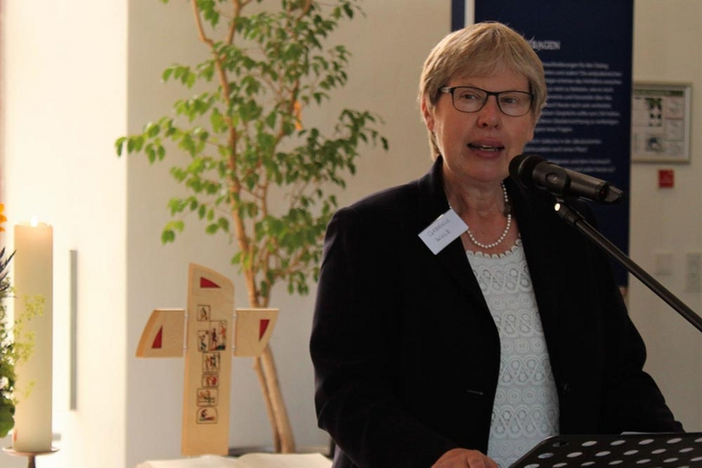 Unter dem Titel «Die Diaspora am Nebentisch» ging es am 3. Juli 2021 bei einem Studientag in Hanau in der Alten Johanneskirche um die Arbeit der Diaspora-Kirchen weltweit und regional. (Foto: medio.tv/Pongratz)