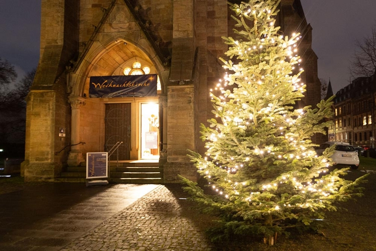 Weihnachtskirche Fulda 2023 unter dem Motto: Folge dem Stern