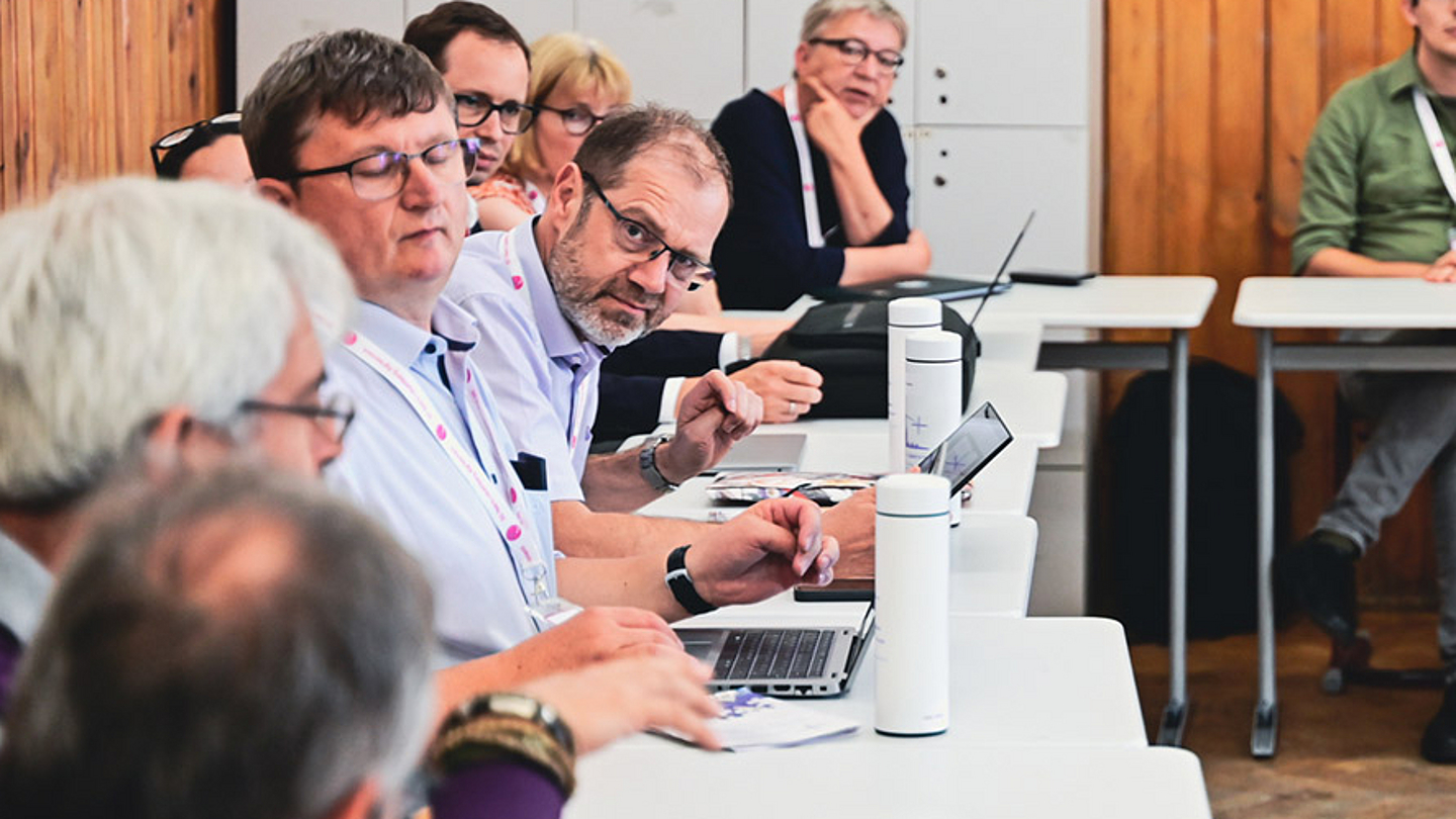 Dr. Diethelm Meißner, Dezernent für Diakonie und Ökumene der EKKW, während der Tagung im rumänischen Sibiu. Dr. Diethelm Meißner, Dezernent für Diakonie und Ökumene der EKKW, während der Tagung im rumänischen Sibiu.