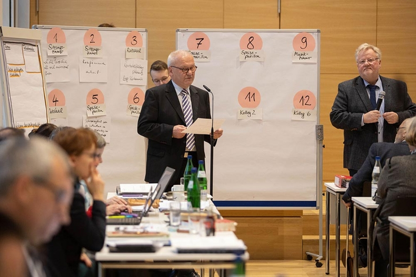 Die Synodalen bringen ihre Themen ein - Bericht der Bischöfin auf der Herbsttagung 2019 der Landessynode der Evangelischen Kirche von Kurhessen-Waldeck. (Foto: medio.tv/Schauderna)