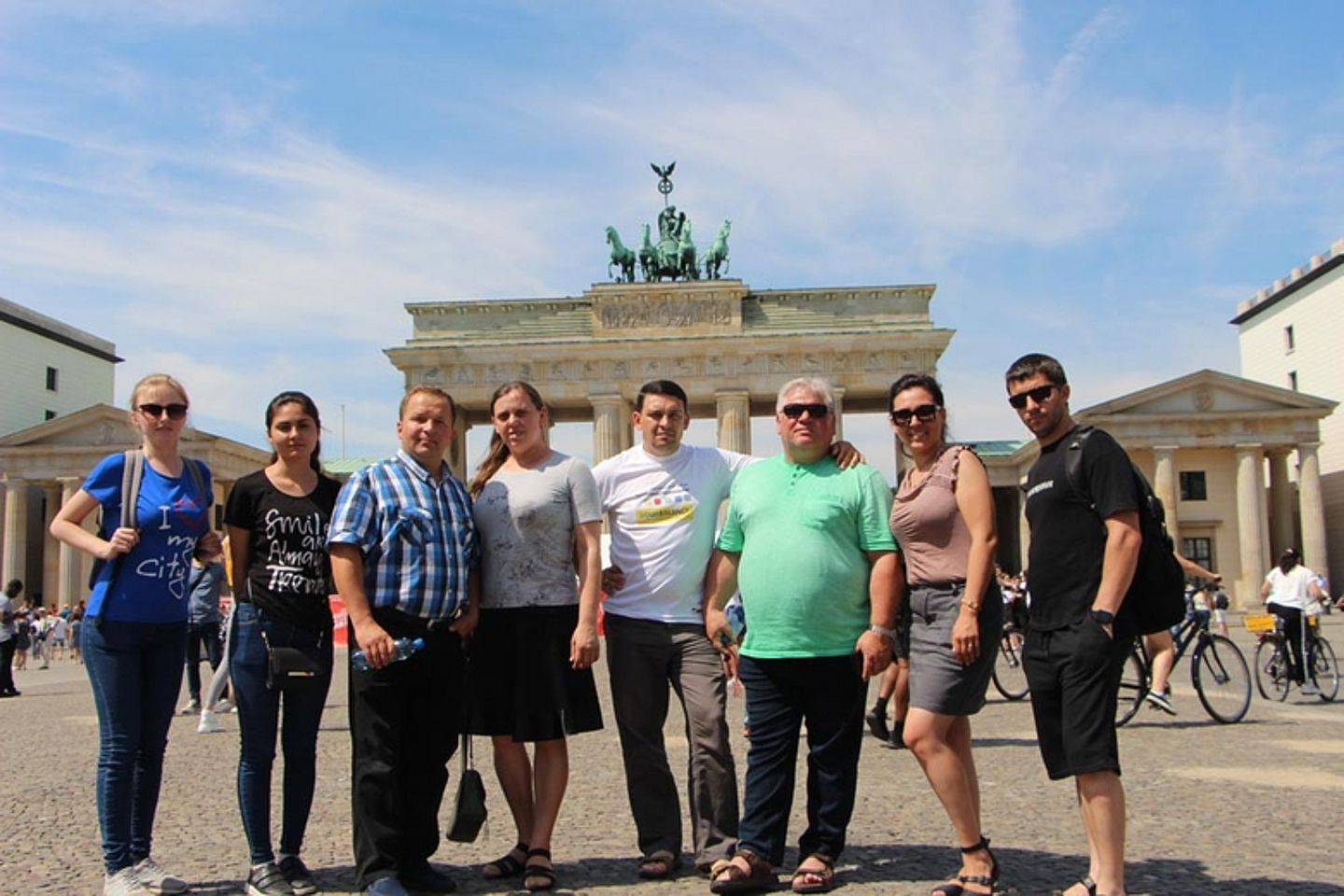 Partnerschaftsbesuch in Deutschland. Die Delegation macht u.a. Station in Hofgeismar, Spangenberg, Kassel, Marburg, am Edersee, beim Hessentag in Bad Hersfeld, beim Kirchentag in Dortmund und schließlich in Berlin. (Foto: privat)