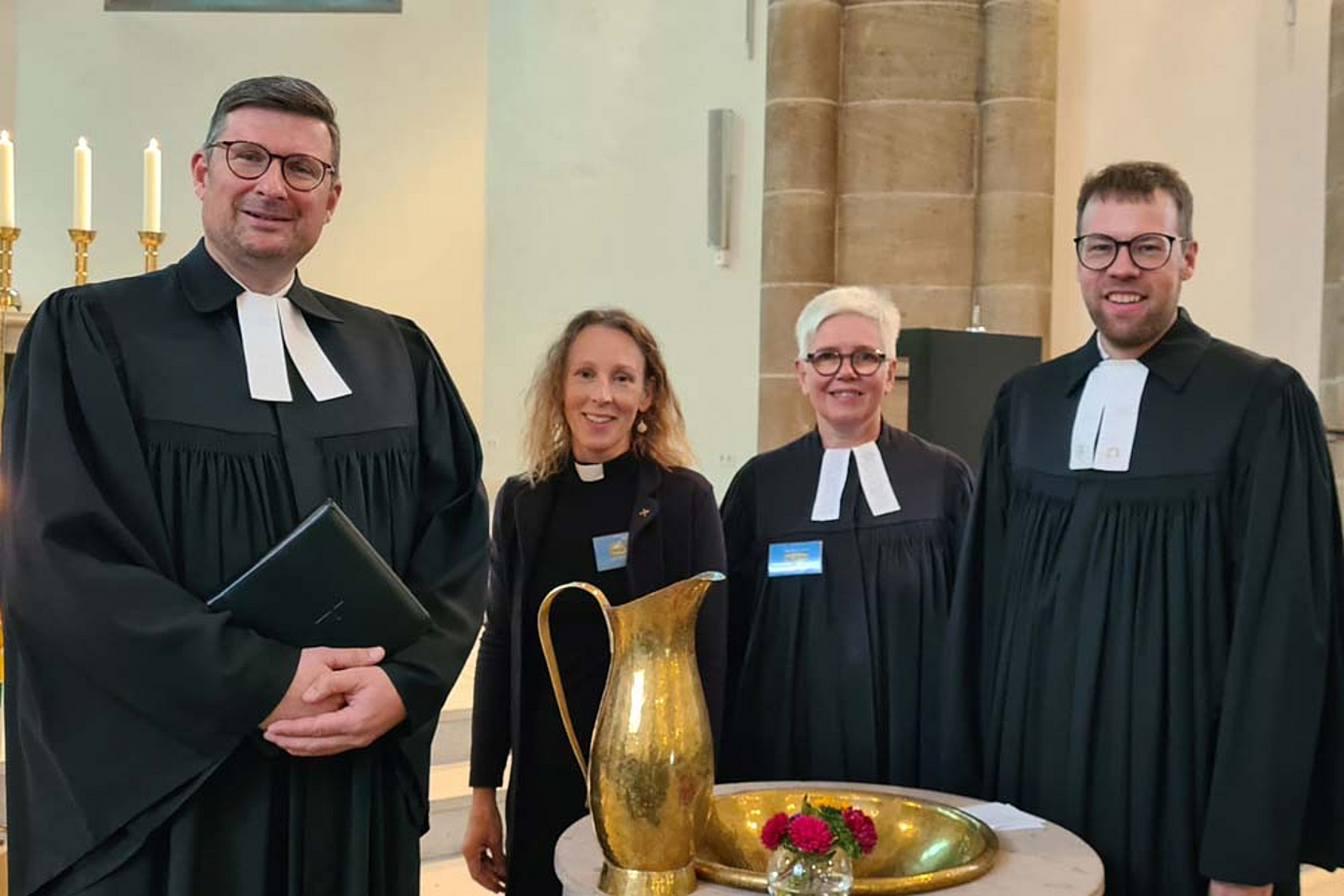v.l.: Pfarrer Marvin Lange, Pfarrerin Jana Koch-Zeißig, Pfarrerin Beate Ehlert, Pfarrer Maximilian Weber-Weigelt