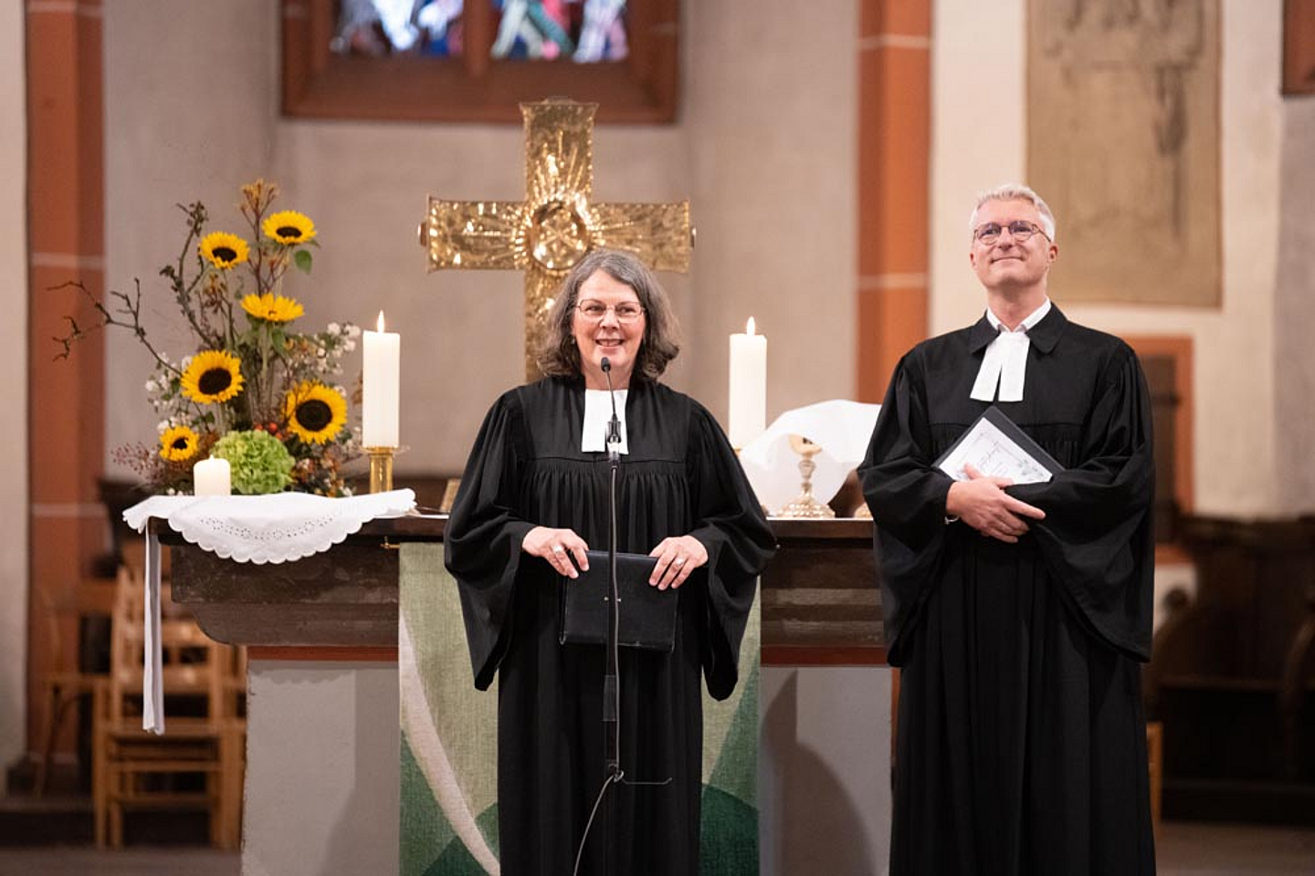 Pfarrerin Bettina von Haugwitz und Dekan Michael Zehender (Bad Hersfeld)