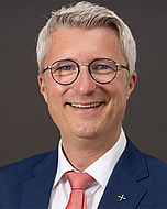 Portraitfoto von Michael Zehender Portraitfoto von Michael Zehender