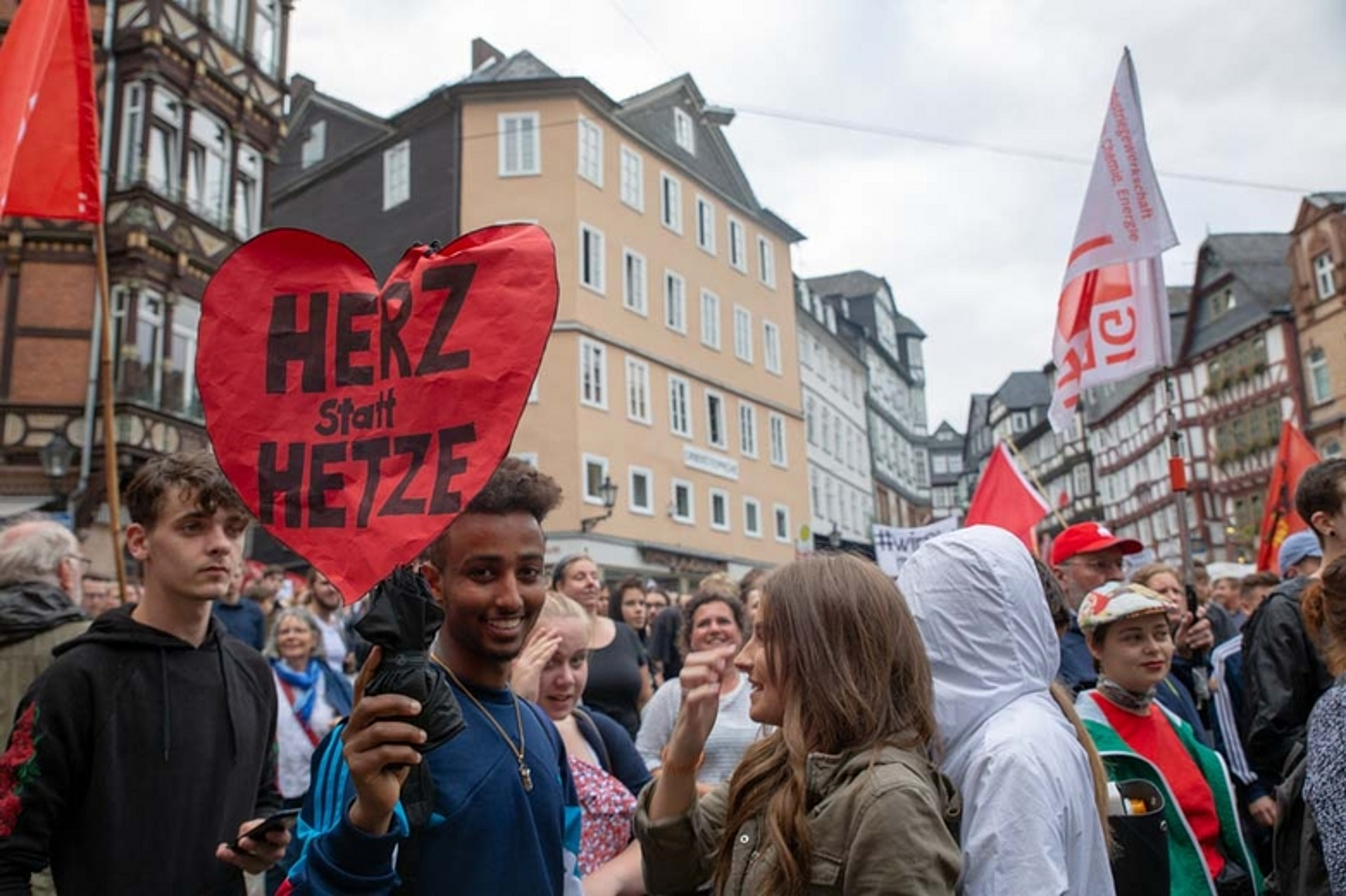 7.500 Menschen demonstrieren in Marburg gegen Rechts (Foto: Stadt Marburg/Patricia Grähling)