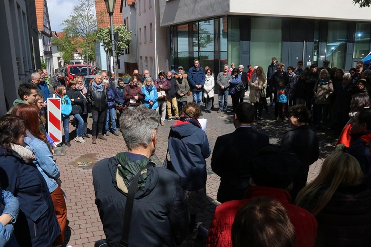 Verlegung von Stolpersteinen durch den Künstler Gunter Demnig am 4. Mai 2019 in Schwalstadt-Treysa. (Foto: Uli Köster/Treysa)