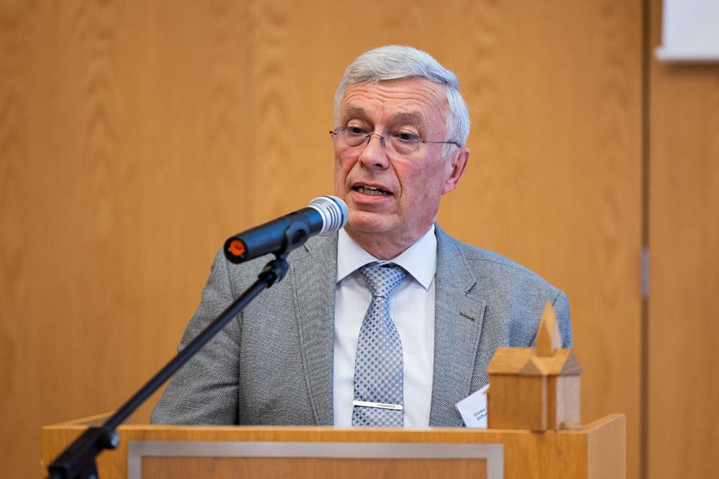 Laudatio für die Ev. Stadtkirchengemeinde Hanau durch Vorstandsmitglied Günter Ungermann