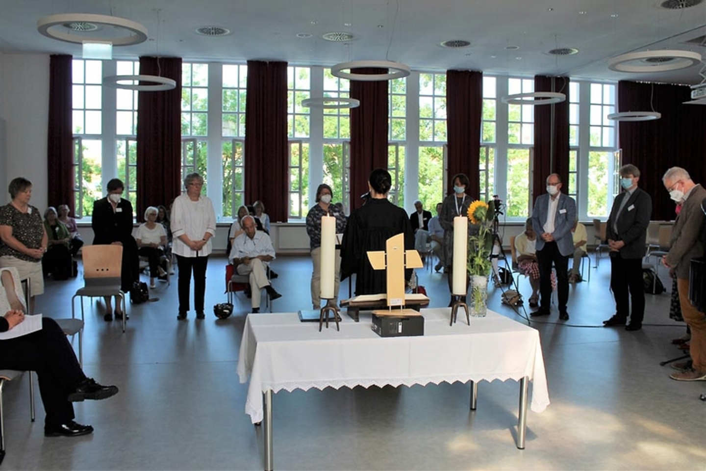 Unter dem Titel «Die Diaspora am Nebentisch» ging es am 3. Juli 2021 bei einem Studientag in Hanau in der Alten Johanneskirche um die Arbeit der Diaspora-Kirchen weltweit und regional. (Foto: medio.tv/Pongratz)