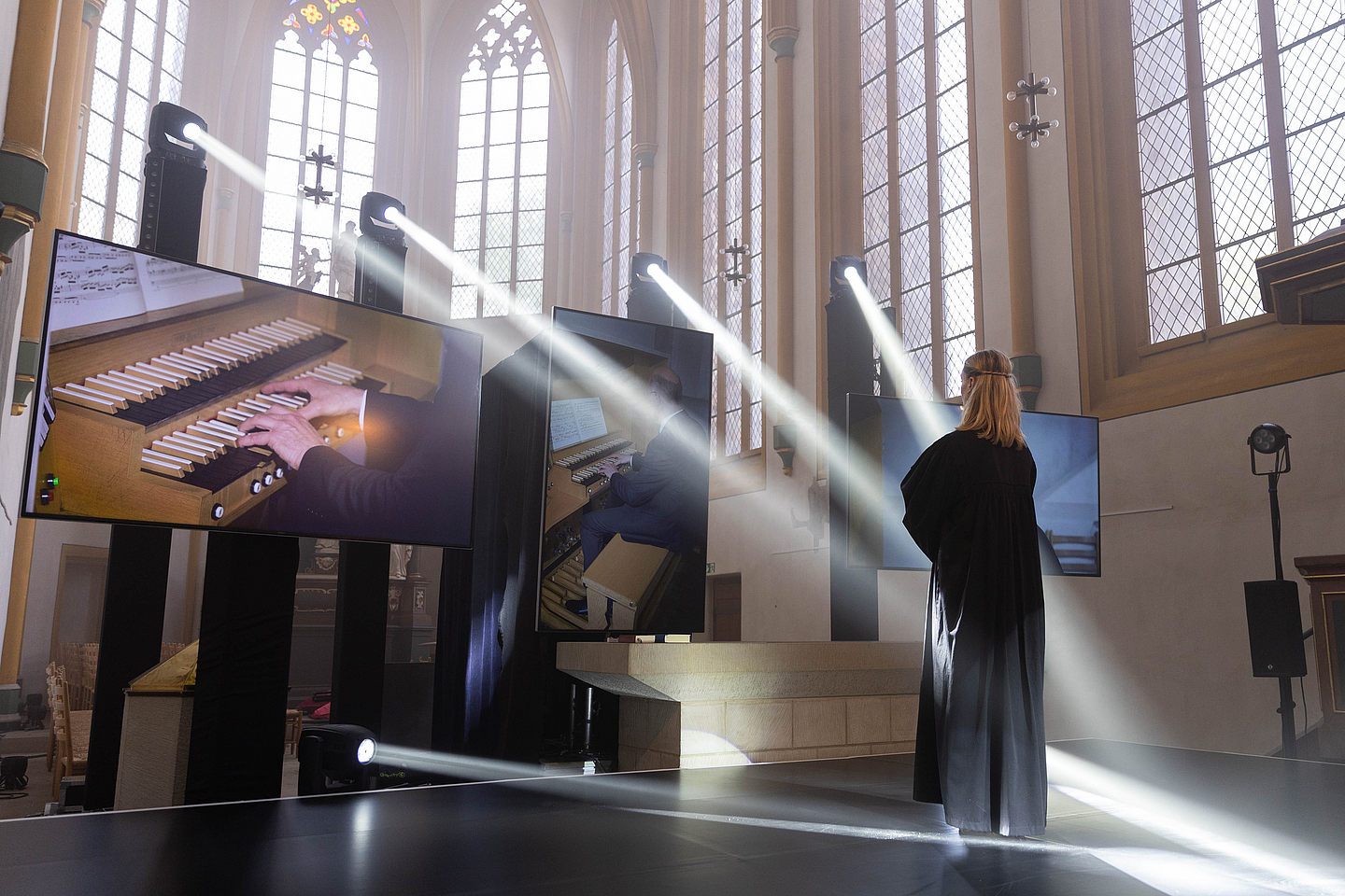 Neben Impulsen und Gottesdiensten können mitreißende Tanz-Shows erlebt werden, die in Herz und Beine gehen. Unser Foto zeigt die niederländische Tänzerin Merel Kappenburg.