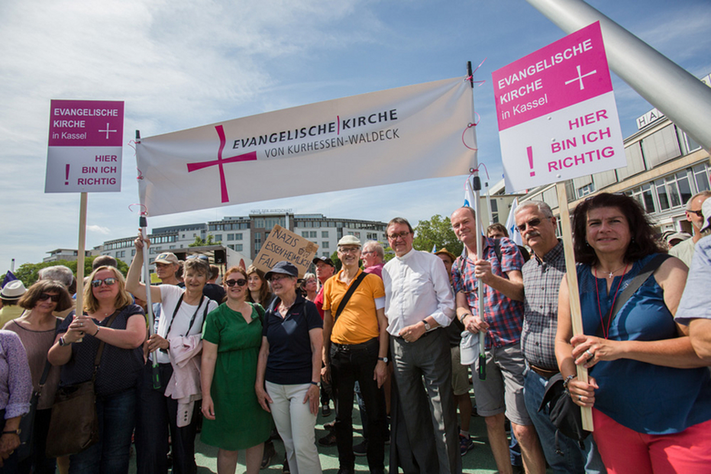 Kundgegbung und Demonstration "Kassel nimmt Platz! No Pasaran!"