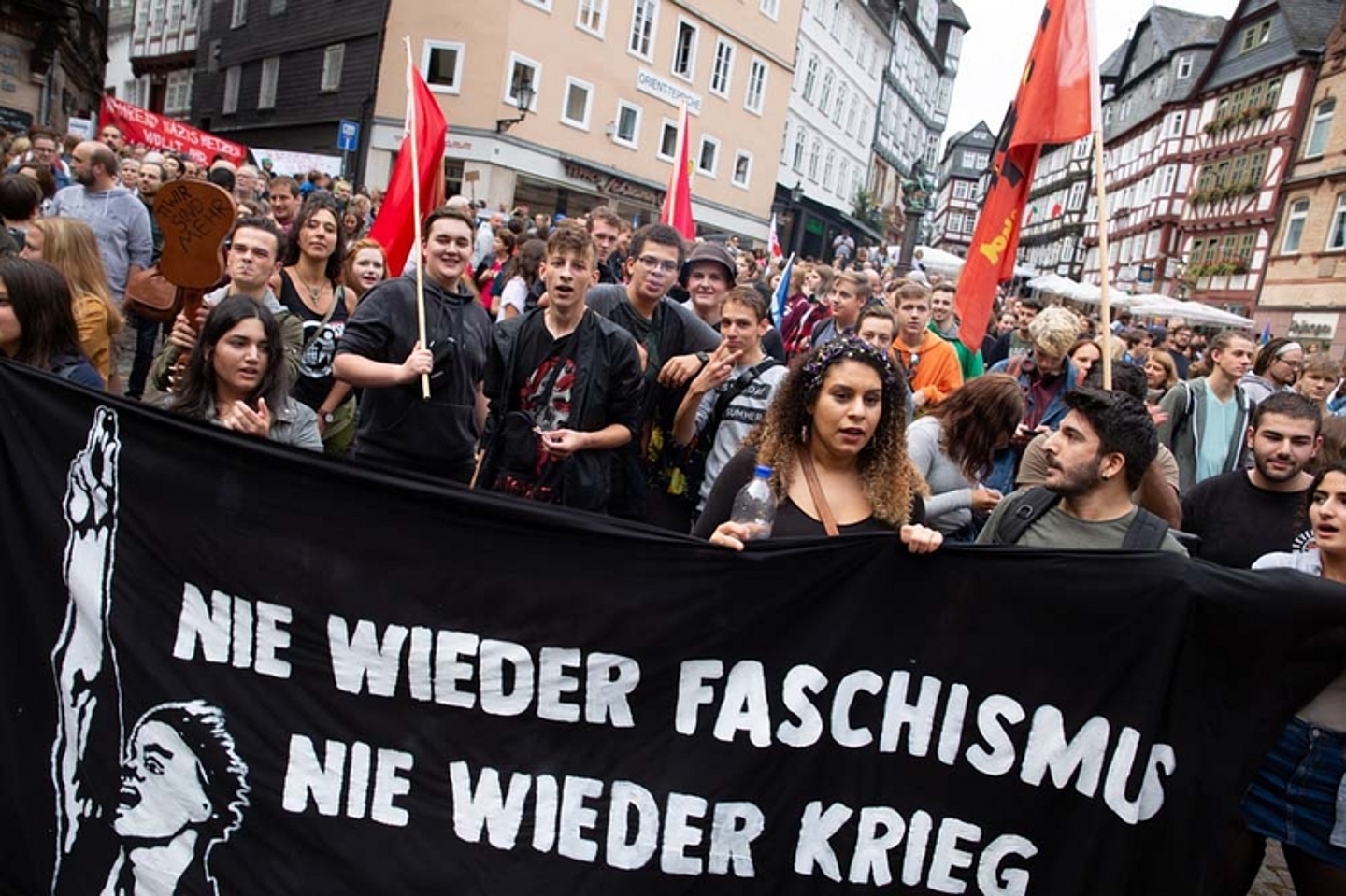 7.500 Menschen demonstrieren in Marburg gegen Rechts (Foto: Stadt Marburg/Patricia Grähling)