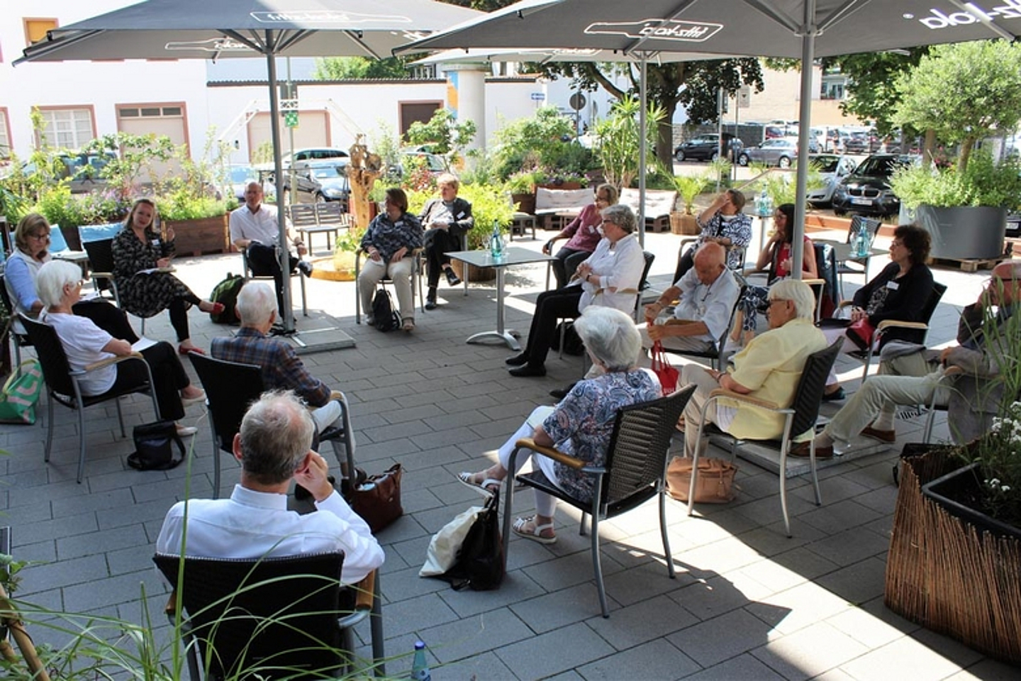 Unter dem Titel «Die Diaspora am Nebentisch» ging es am 3. Juli 2021 bei einem Studientag in Hanau in der Alten Johanneskirche um die Arbeit der Diaspora-Kirchen weltweit und regional. (Foto: medio.tv/Pongratz)