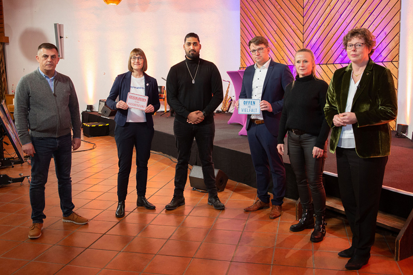 Podiumsdiskussion zu rechter Gewalt auf dem Adventsempfang der EKKW 2021