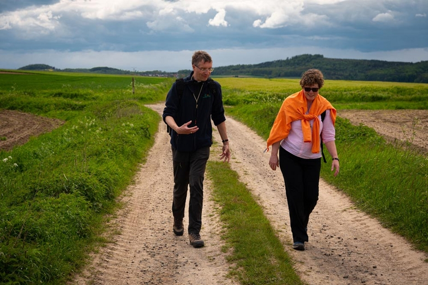 Impressionen vom Pilgerweg von Bischöfin Dr. Hofmann und Bischof Dr. Gerber am Pfingstmontag 2021 von Marburg nach Amöneburg. (Foto: medio.tv/Balzer) 