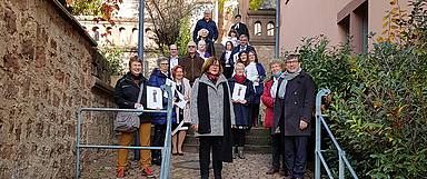 Die neuen Kirchenführerinnen und Kirchenführer mit Ihren Zertifikaten (Foto: privat)