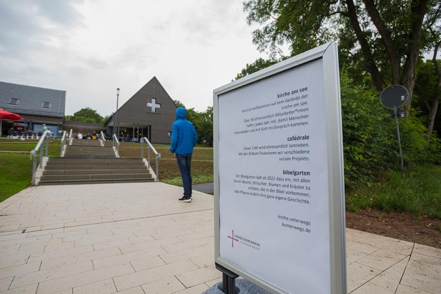 Abschied „alte Kirche im Grünen“/Willkommen „neue Kirche im Grünen“ Scheid