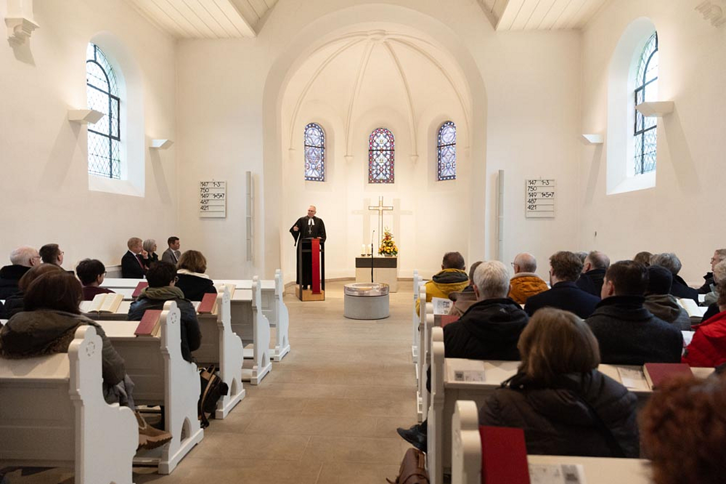 Prälat Burkhard zur Nieden - Eröffnungsdienst in der Brunnenkirche.