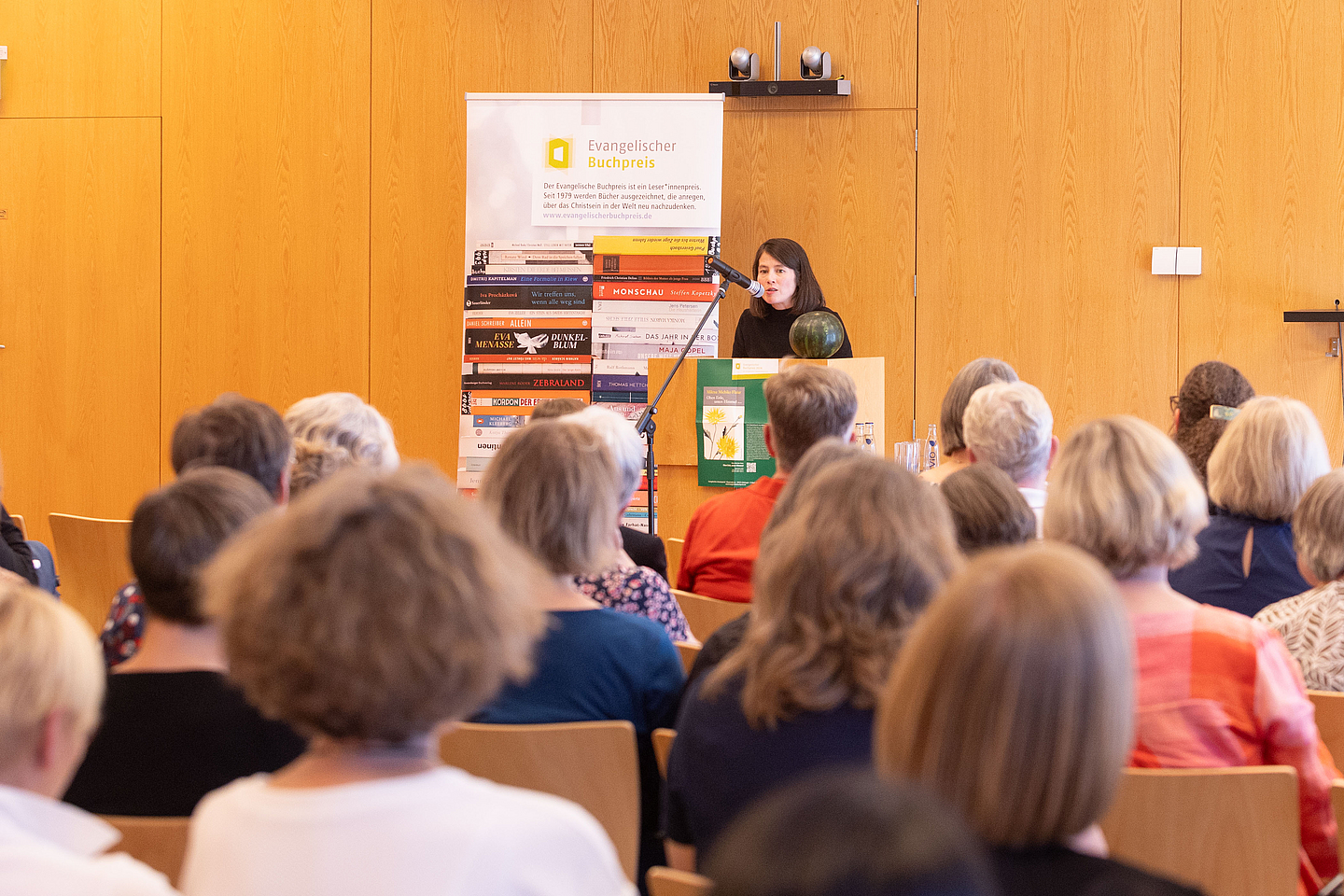 Die Preisträgerin Milena Michiko Flašar.