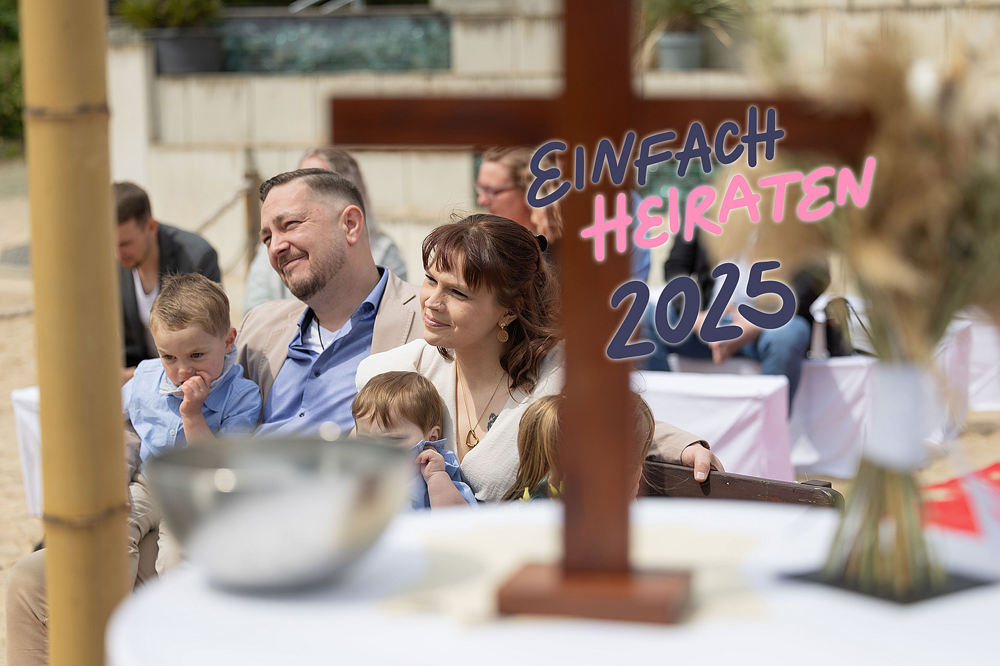 Am 24.5.2025 gaben sich Sarah und Dennis Burk im Seepark Niederweimar bei der Aktion das Ja-Wort.