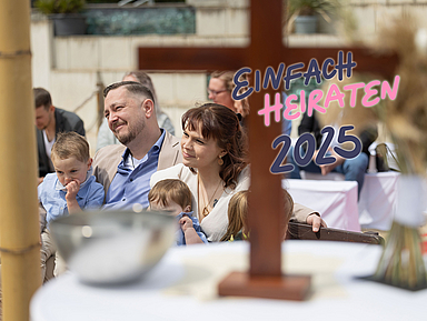 Am 24.5.2025 gaben sich Sarah und Dennis Burk im Seepark Niederweimar bei der Aktion das Ja-Wort.