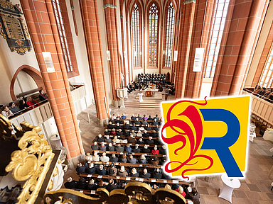 Die Homberger Synode war ein bedeutendes reformatorisches Ereignis, das im Oktober 1526 in der Stadtkirche St. Marien in Homberg (Efze) stattfand. Unser Foto zeigt den Innenraum der Kirche während des Festakts am 21. Februar 2026.