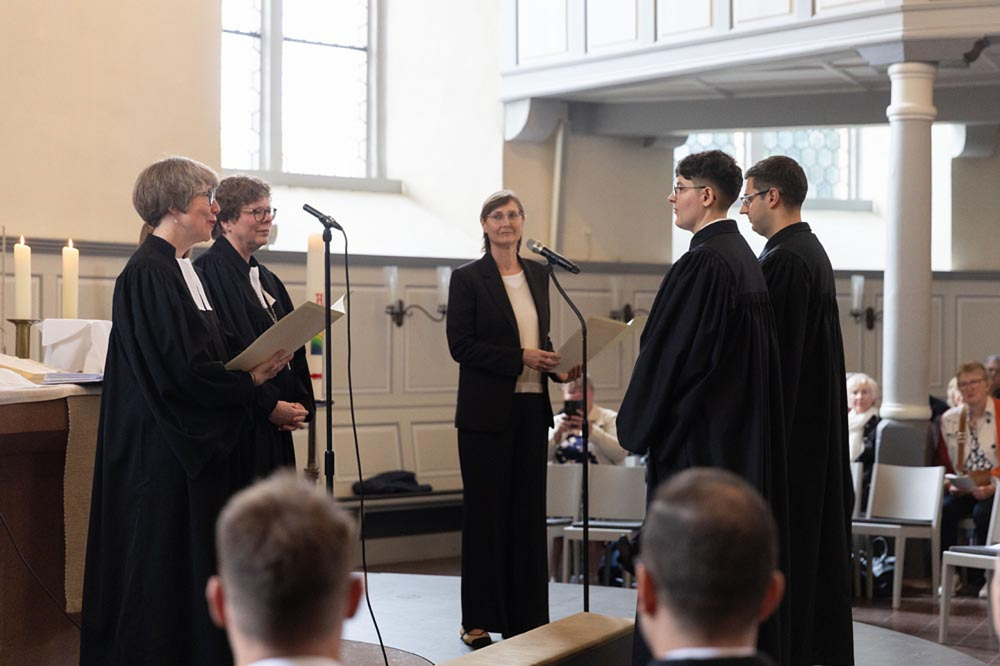 Ordination durch Bischöfin Dr. Beate Hofmann