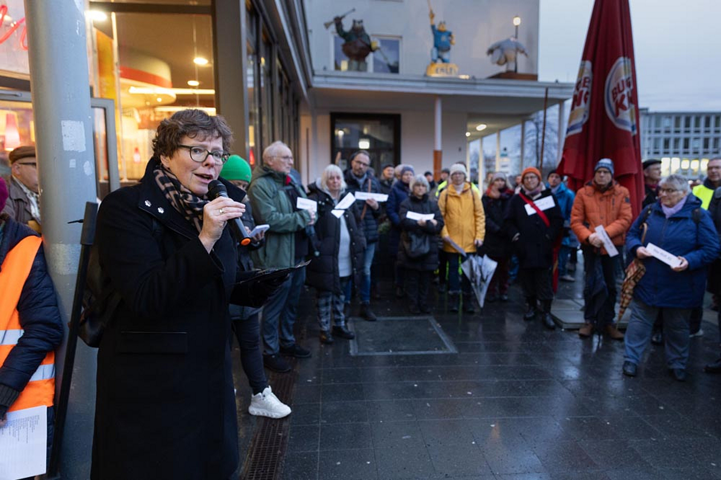 Holocaust-Gedenken Menschenkette Kassel 2025