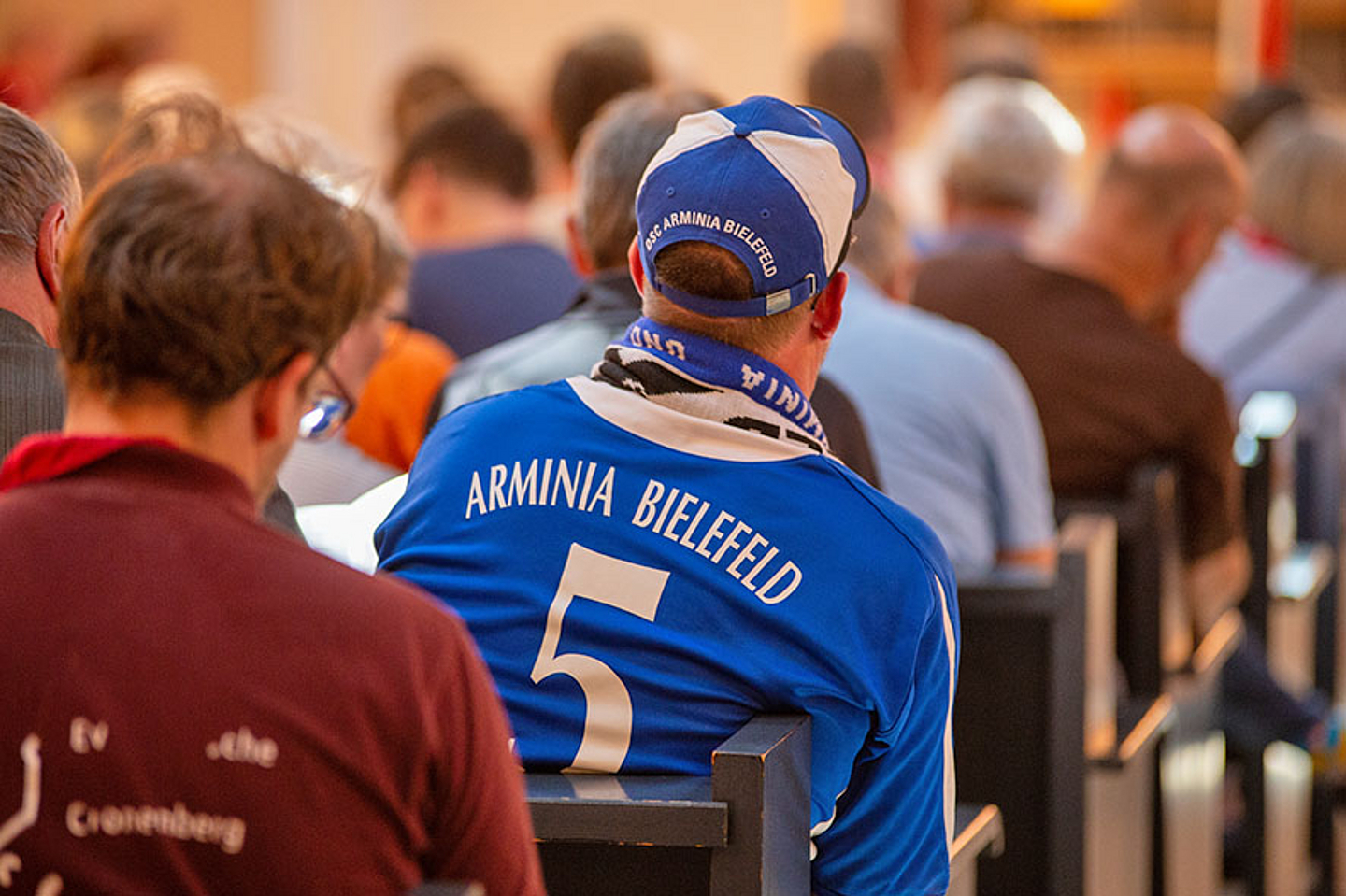200 Fußballbegeisterte zog es in den Gottesdienst.
