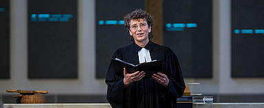Annegret Puttkammer am Karfreitag in der Christuskirche in Kassel (Foto: medio.tv/Socher).