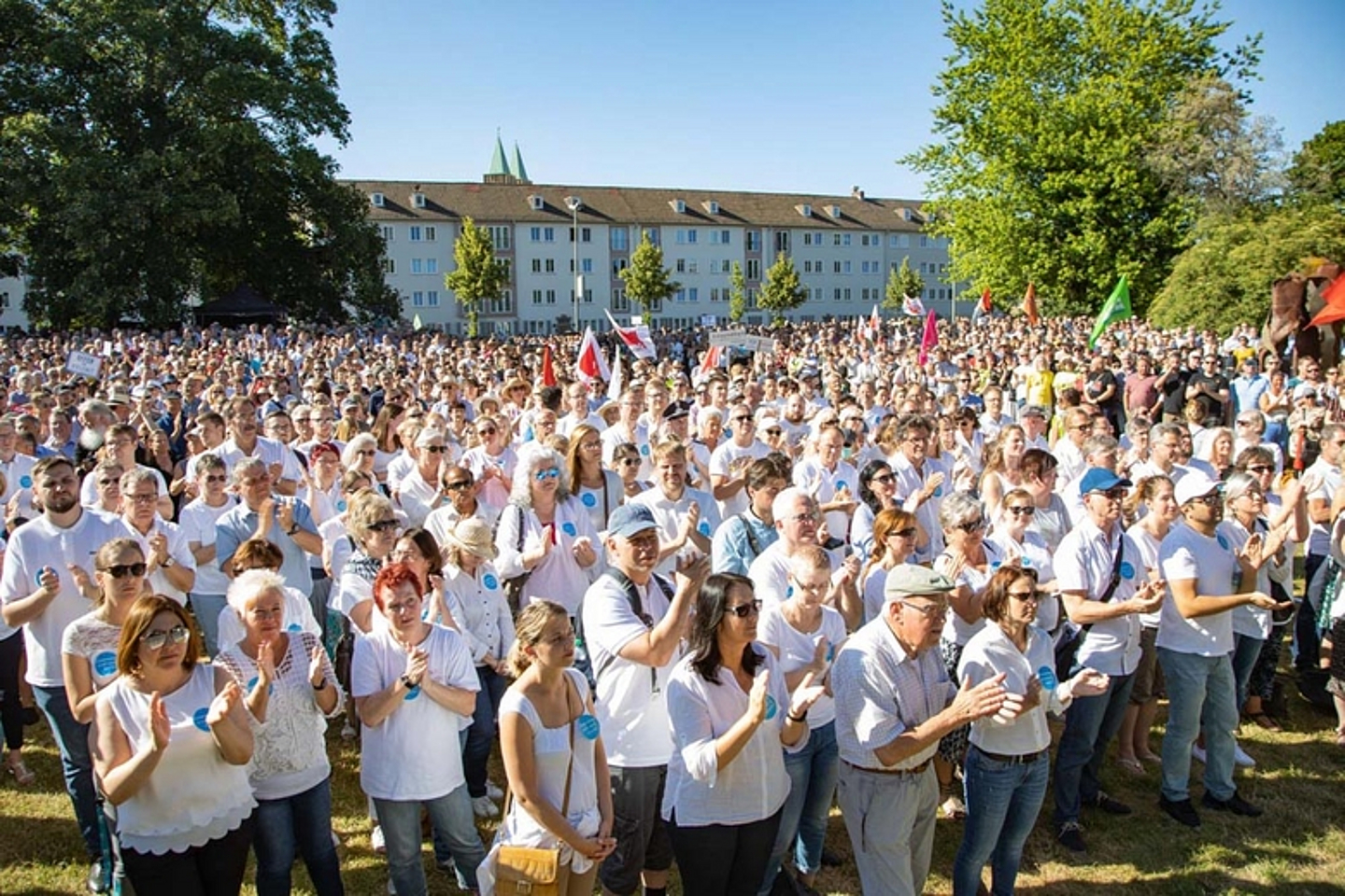 Kundgebung am 27.6.2019 in Kassel für Demokratie, Tolerenz und Weltoffenheit. (Foto: medio.tv/Schauderna)