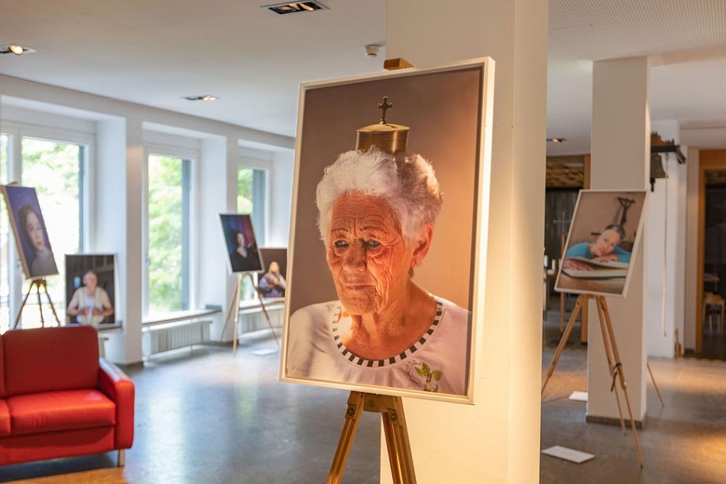 Ausstellung "Ebenbilder" im Haus der Kirche
