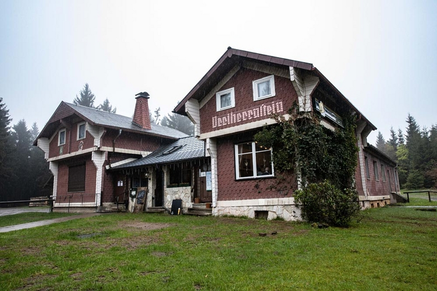 MP Bodod Ramelow bei Begegnungswanderung in Brotterode